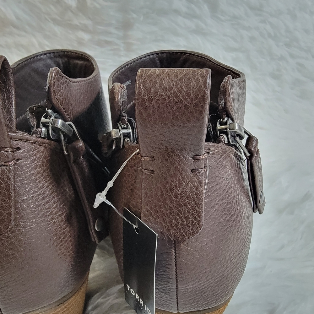 Torrid Rich Brown Ankle Booties 12 WW - Picture 13 of 16